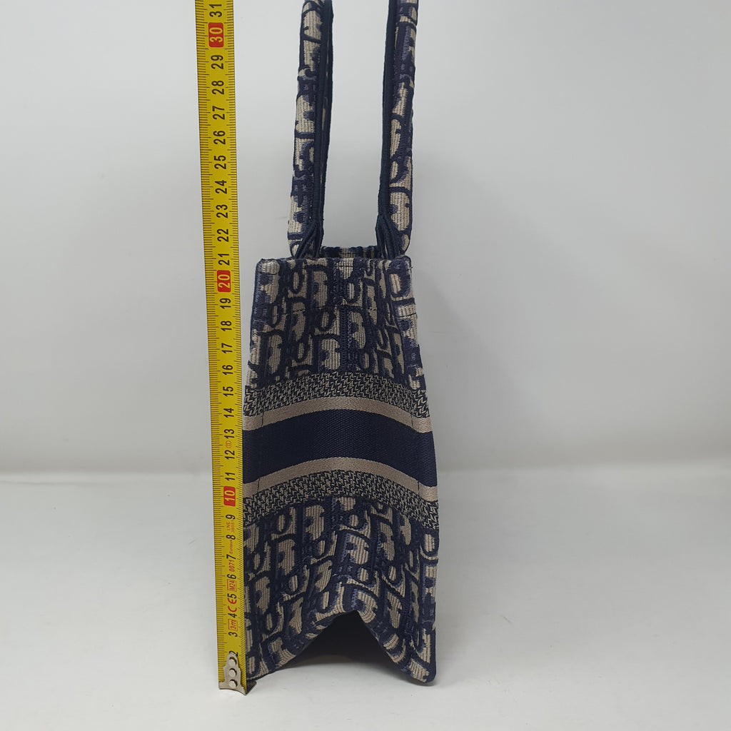 DIOR BOOK TOTE MEDIUM