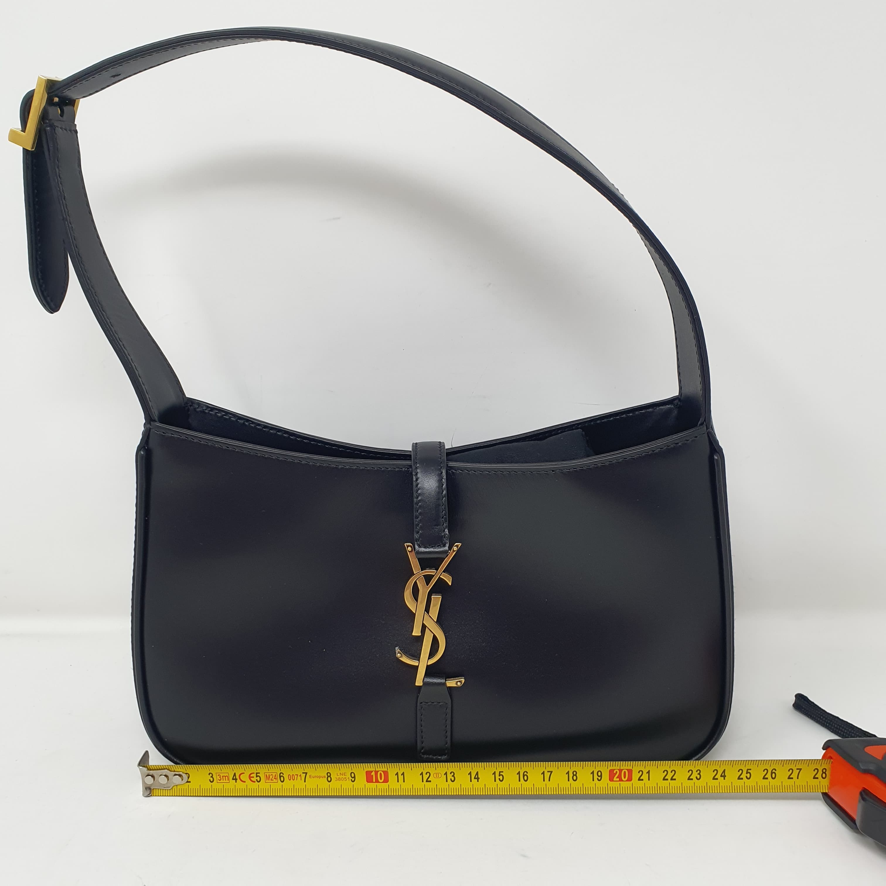 SAINT LAURENT LE 5 A 7 BLACK